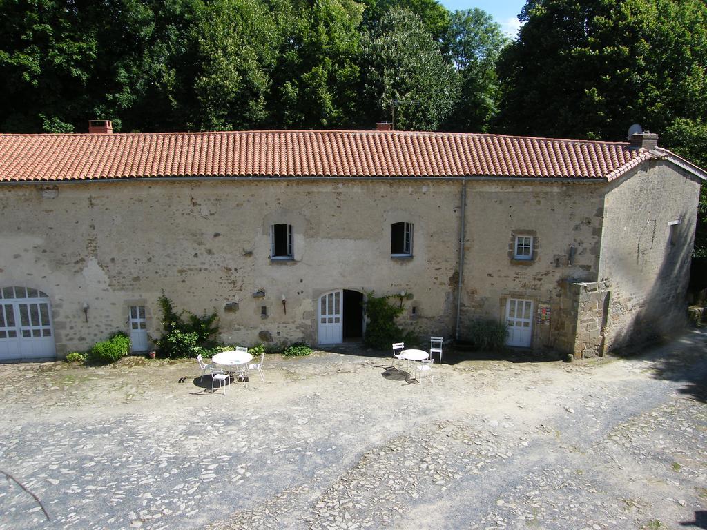 La Loge Du Chateau Saint-Dier-d'Auvergne Ngoại thất bức ảnh